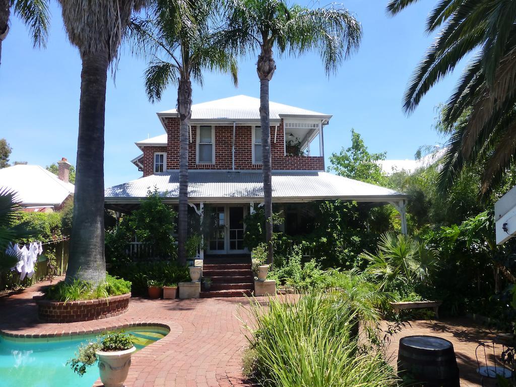 Lakeside Bed & Breakfast Perth Exteriör bild